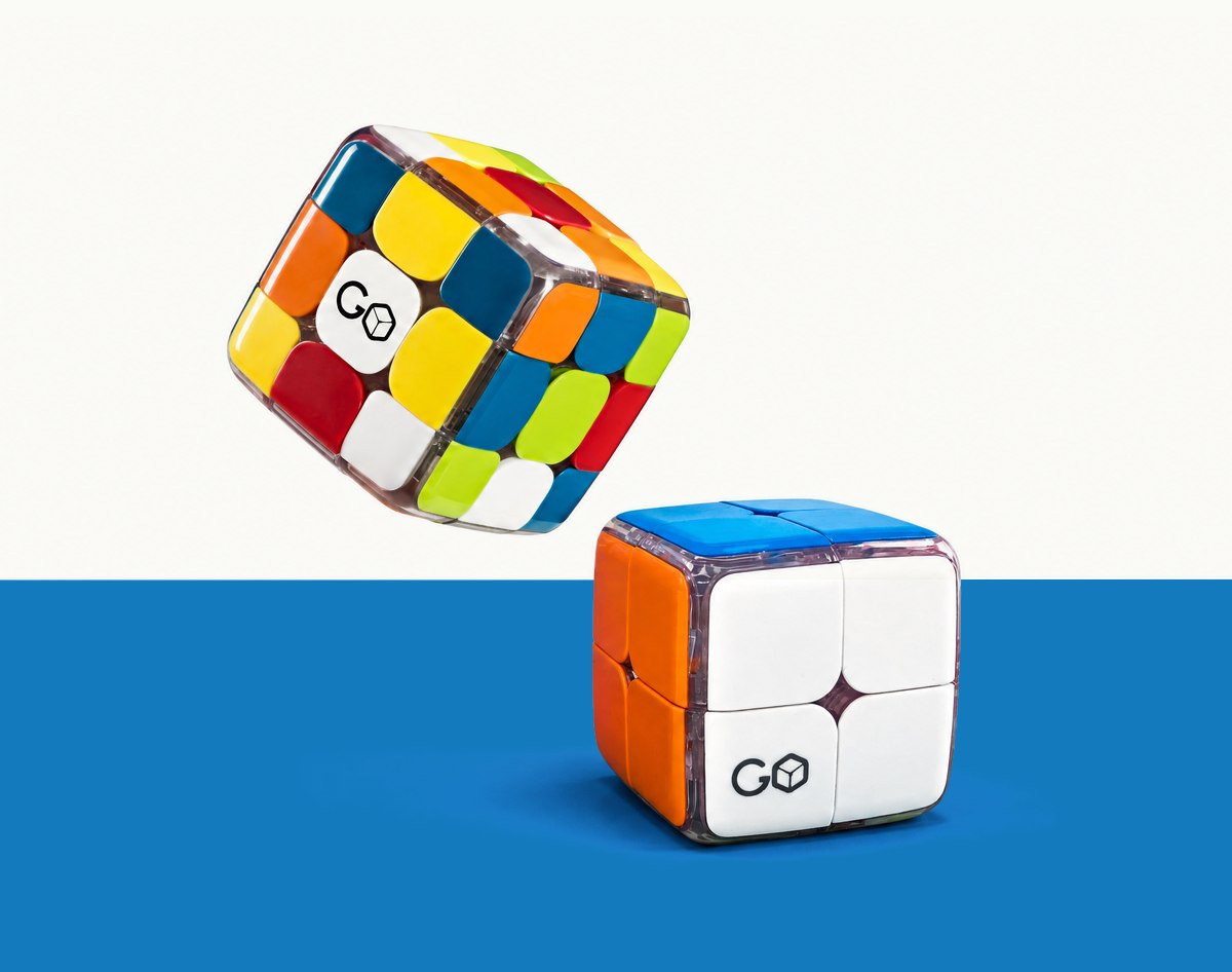 GoCube Edge tumbling above GoCube 2x2